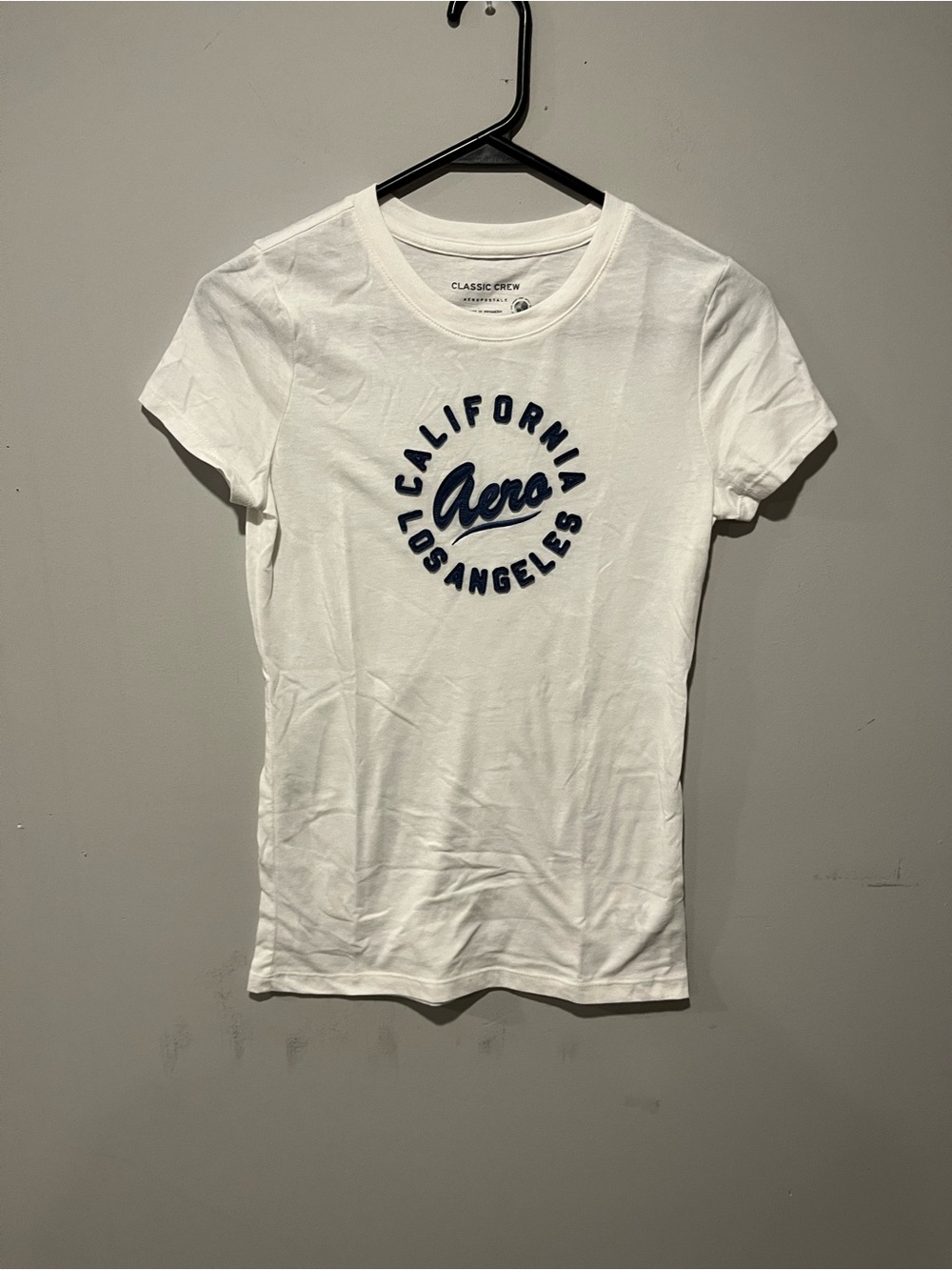 Aero California Los Angeles White Graphic Tee size small